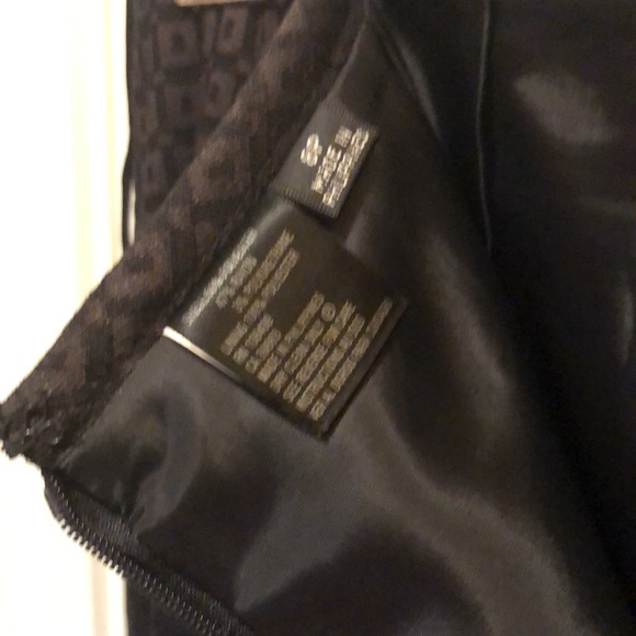 Tahari by Arthur Levine petite skirt suit, size 8P - Picture 6 of 11